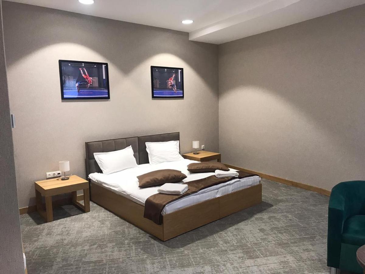 Jj Hotel Astana Bagian luar foto